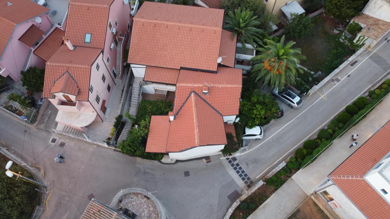 Apartments Antares Mali Lošinj Esterno foto