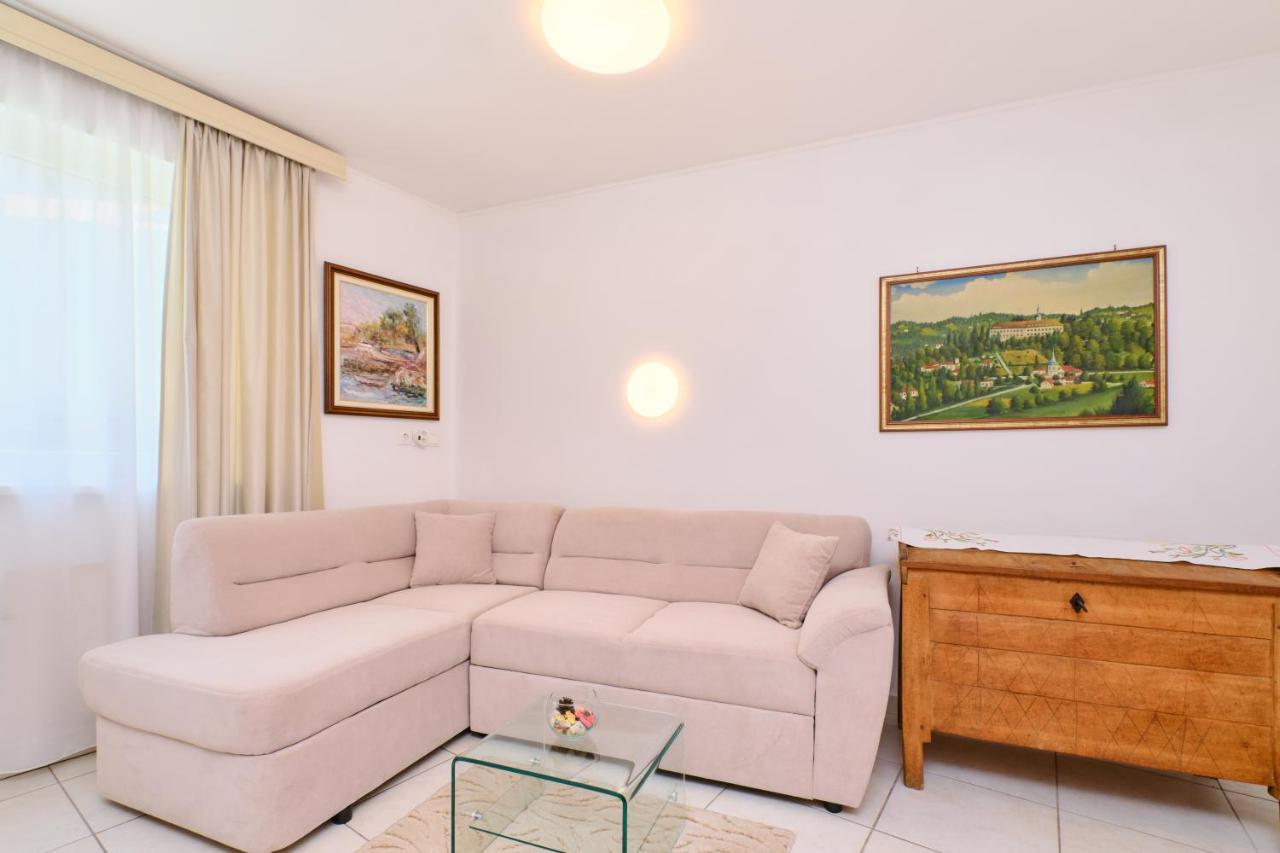 Apartments Antares Mali Lošinj Esterno foto