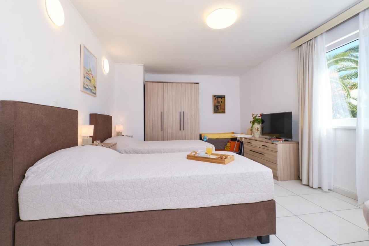 Apartments Antares Mali Lošinj Esterno foto