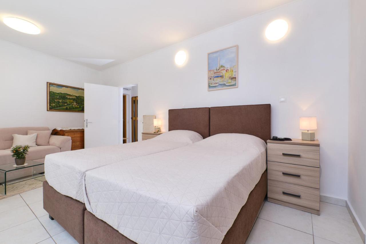 Apartments Antares Mali Lošinj Esterno foto